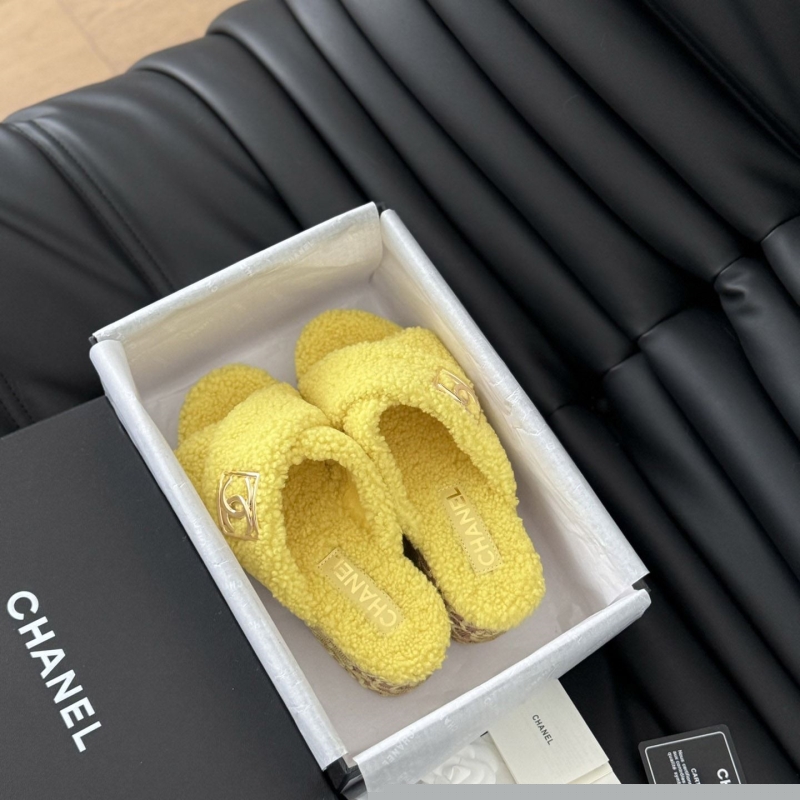 Ch*el slippers